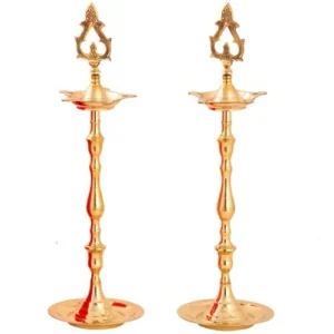 Traditional Kuthuvilaku